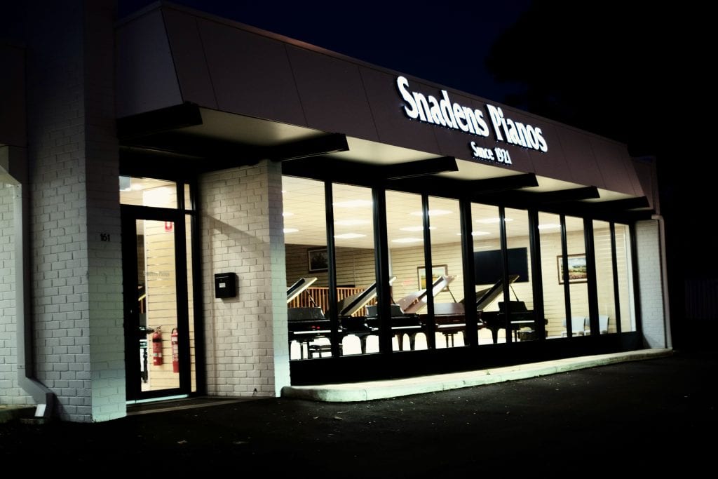 Snadens Pianos is OPEN